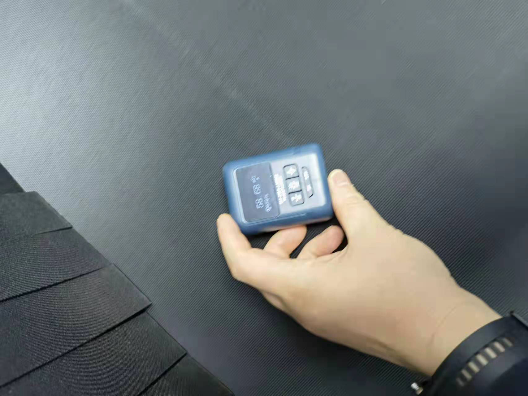 個(gè)人輻射檢測(cè)儀